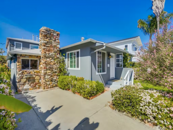 Four Bedroom Rental La Jolla at a Value Price Call Today