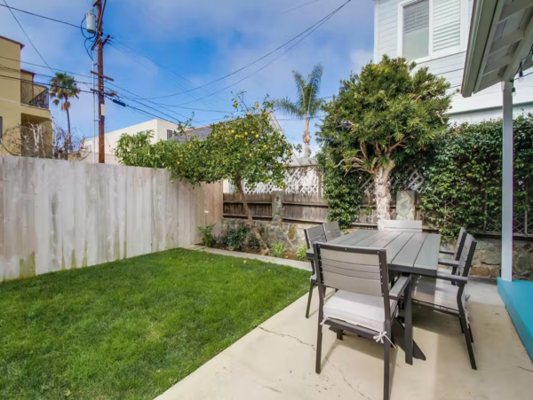 Four Bedroom Rental La Jolla at a Value Price Call Today