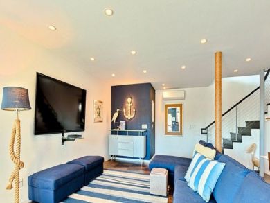 Six Bedroom La Jolla Vacation Home- Beach House