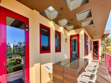 Six Bedroom La Jolla Vacation Home- Beach House