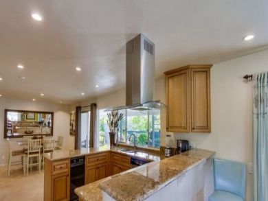 Modern Five Bedroom La Jolla Rental with Pool