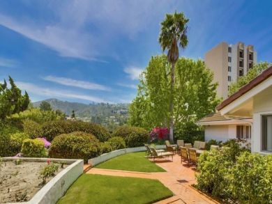 Modern Five Bedroom La Jolla Rental with Pool