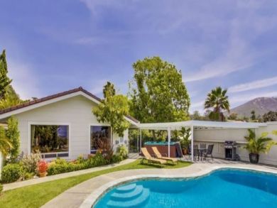 Modern Five Bedroom La Jolla Rental with Pool