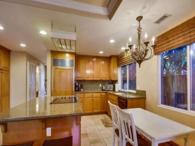 La Jolla Luxury Living- Three Bedroom Rental