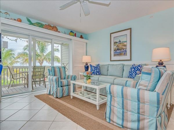 Charming Beach Front Vacation Home in Boca Grande Sleeps Six