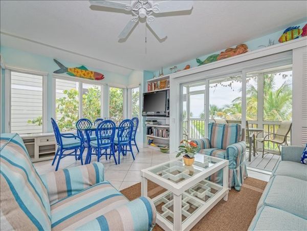 Charming Beach Front Vacation Home in Boca Grande Sleeps Six