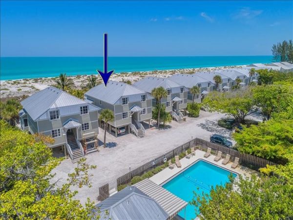 Charming Beach Front Vacation Home in Boca Grande Sleeps Six
