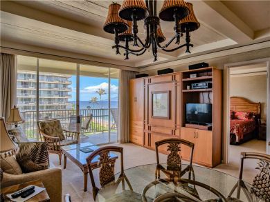 Lahaina Vacation Condo Sleeps Four Guests.