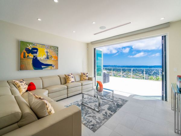 Six Bedroom Luxury La Jolla Vacation Rental Home