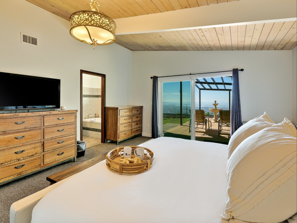 La Jolla Four Bedroom Rental What a Deal Sleeps 8