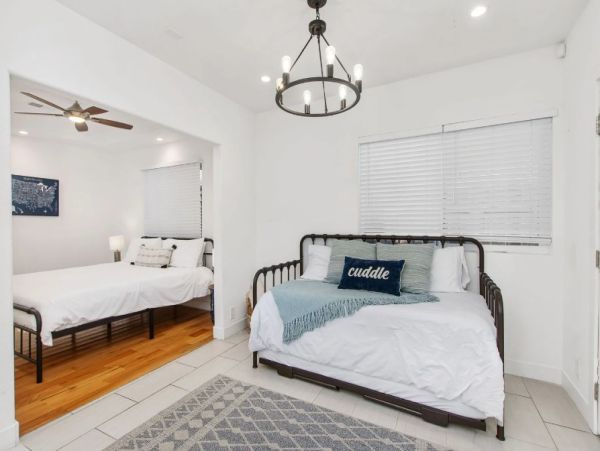 La Jolla Vacation Rental - Luxury 6-Bedroom Coastal Retreat