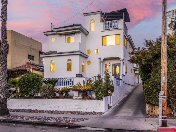 La Jolla Vacation Rental - Luxury 6-Bedroom Coastal Retreat