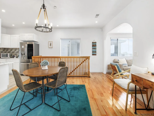 La Jolla Vacation Rental - Luxury 6-Bedroom Coastal Retreat