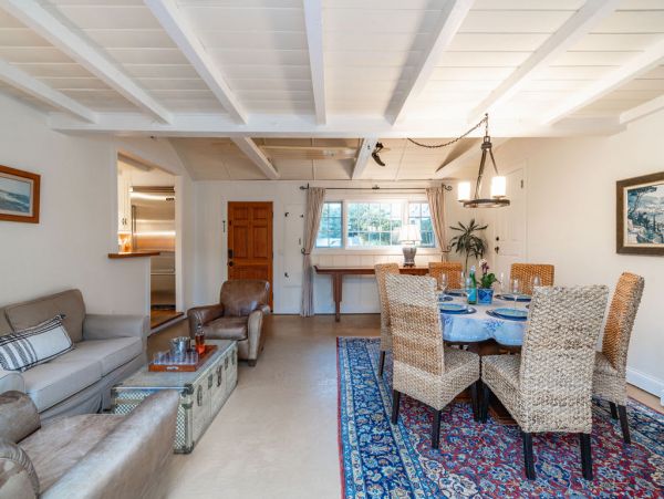 La Jolla Four Bedroom Sleeps 10 Guests