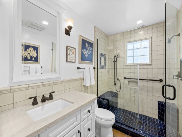 Three Bedroom La Jolla Luxury Rental with Amazing Interior
