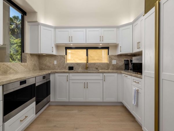 La Jolla Three Bedroom Ocean View Vacation Townhome