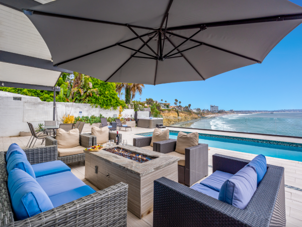 Luxury Walk to Beach La Jolla Pool Rental Home 10 Bedrooms