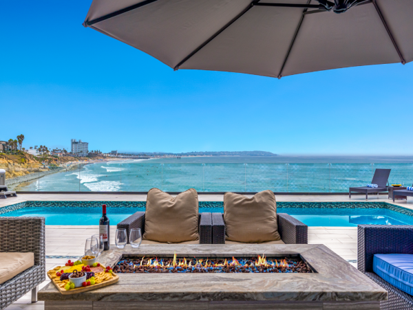 Luxury Walk to Beach La Jolla Pool Rental Home 10 Bedrooms
