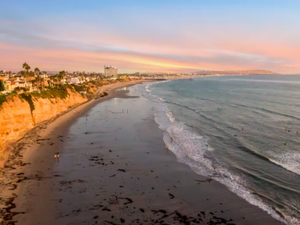Luxury Walk to Beach La Jolla Pool Rental Home 10 Bedrooms