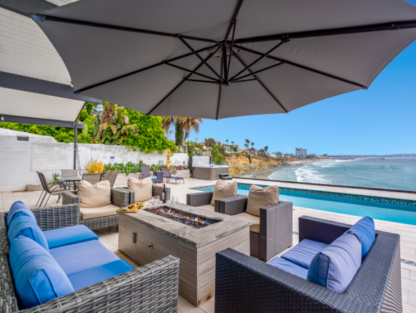 Luxury Walk to Beach La Jolla Pool Rental Home 10 Bedrooms
