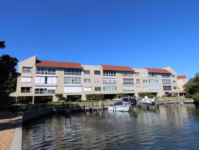 Modern Vacation Rental Longboat Key Two Bedrooms Penthouse!