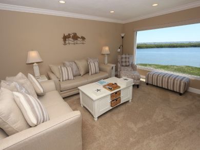 Modern Vacation Rental Longboat Key Two Bedrooms Penthouse!
