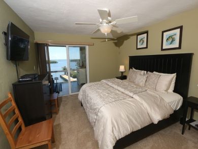 Modern Vacation Rental Longboat Key Two Bedrooms Penthouse!