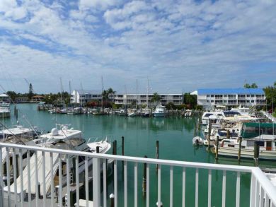 Marathon 3 Bedroom Vacation Townhome Sleeps 7 Guests