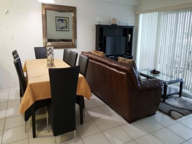 Marathon 3 Bedroom Vacation Townhome Sleeps 7 Guests