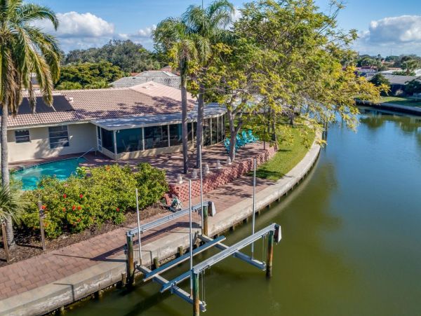 Three Bedroom Vacation Home Siesta Key Florida Pool on Water