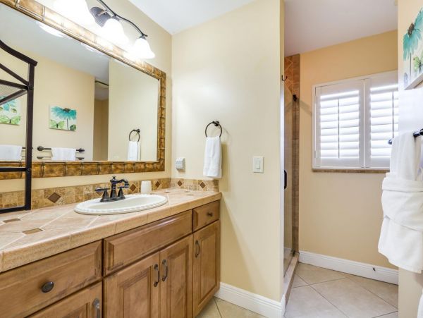 Three Bedroom Vacation Home Siesta Key Florida Pool on Water