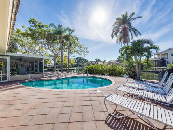 Three Bedroom Vacation Home Siesta Key Florida Pool on Water