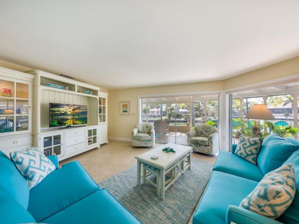 Three Bedroom Vacation Home Siesta Key Florida Pool on Water