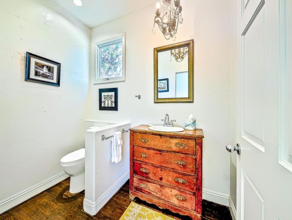 Four Bedroom Luxury Sleeps Ten Guests at La Jolla Rental