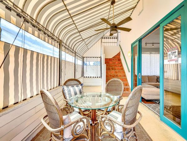 Four Bedroom Luxury Sleeps Ten Guests at La Jolla Rental