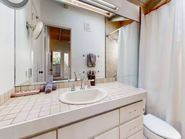 Oceanfront Rental Sweeping Views and Ultimate Comfort in La Jolla