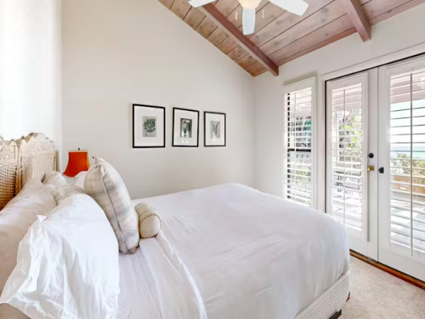 Oceanfront Rental Sweeping Views and Ultimate Comfort in La Jolla