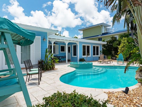 Marathon Canal Side Three Bedroom Vacation Home Sleeps Six