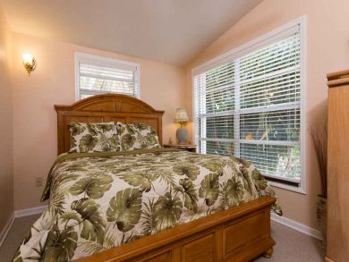 Marathon Canal View 3 Bedroom Vacation Pool Home, Boat Dock Marathon Canal View 3 Bedroom Vacation Pool Home, Boat Dock