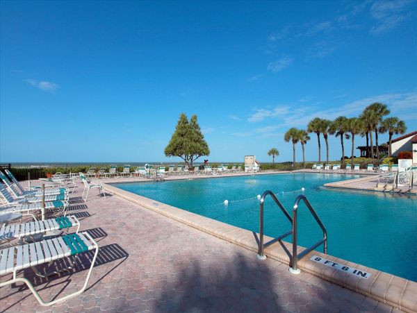 Longboat Key Vacation Rental | 3-Bedroom Beachfront Penthouse with Gulf Views