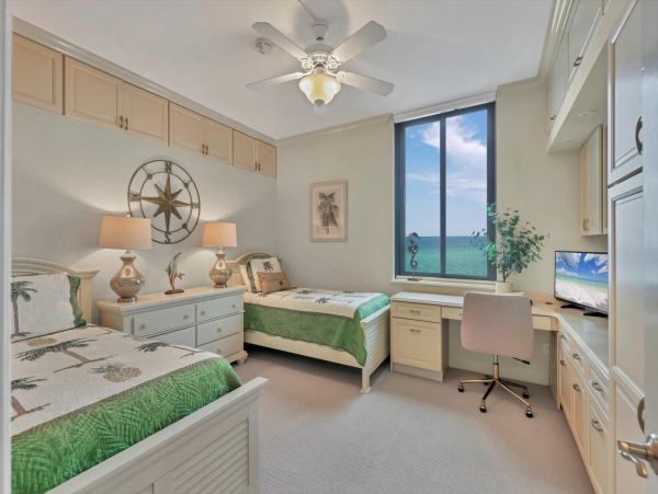 Longboat Key Vacation Rental | 3-Bedroom Beachfront Penthouse with Gulf Views