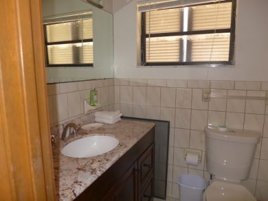 Comfortable canal front home near Sombrero Beach
