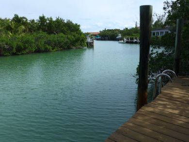 Comfortable canal front home near Sombrero Beach