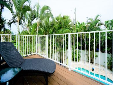 ROOMY ANNA MARIA ISLAND POOL HOME