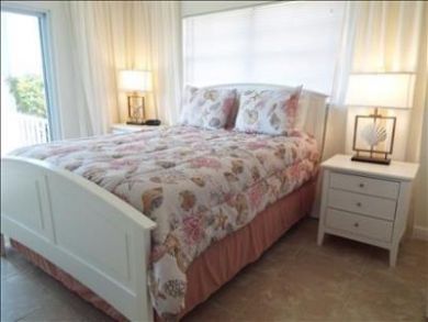 Longboat Key 2 Bedroom On Beach Gulf View Sleeps 4