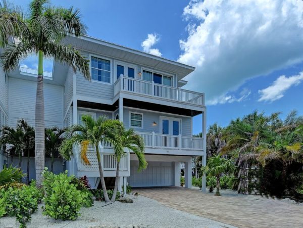 Holmes Beach Vacation Home with Private Pool and Spa