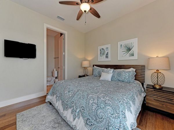 Anna Maria Island 6 Bedroom Vacation Rental Pool Home