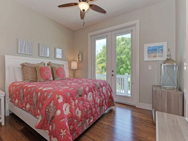 Anna Maria Island 6 Bedroom Vacation Rental Pool Home