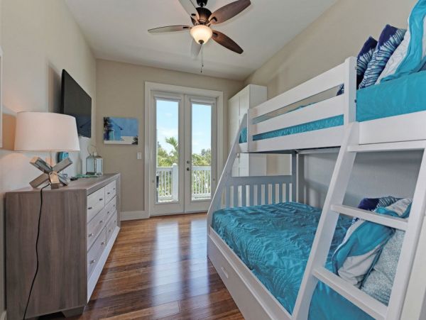 Anna Maria Island 6 Bedroom Vacation Rental Pool Home