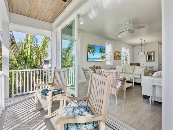 Anna Maria Island Luxury Vacation Rental  4-Bedroom Beach House with Pool & Rooftop Deck